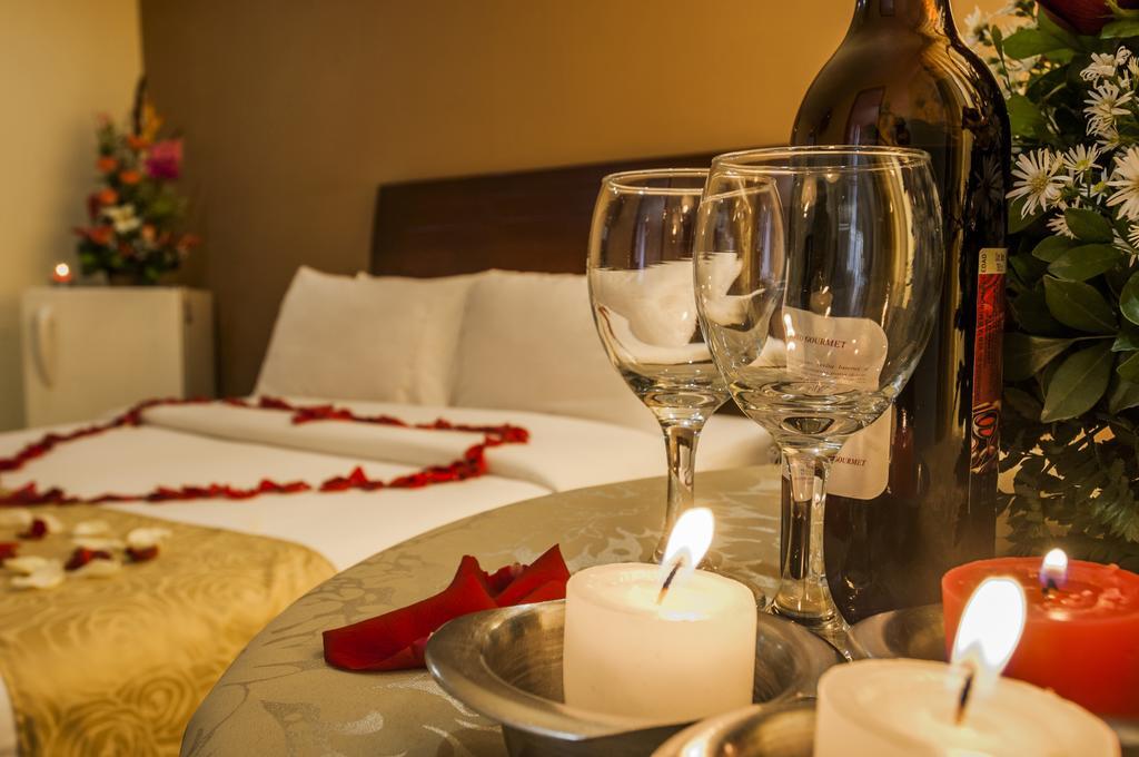 Apartahotel Bogota Gran Marquez, Apartaestudios Y Habitaciones חדר תמונה