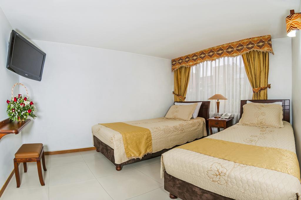 Apartahotel Bogota Gran Marquez, Apartaestudios Y Habitaciones מראה חיצוני תמונה