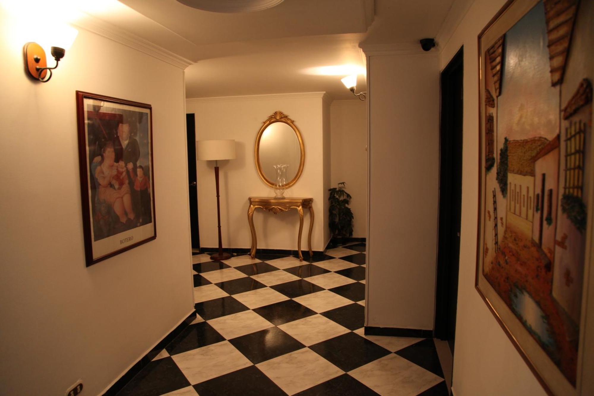 Apartahotel Bogota Gran Marquez, Apartaestudios Y Habitaciones מראה חיצוני תמונה