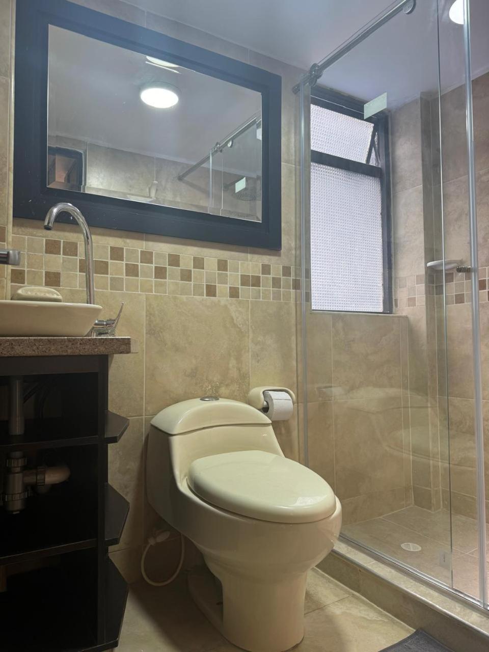 Apartahotel Bogota Gran Marquez, Apartaestudios Y Habitaciones מראה חיצוני תמונה