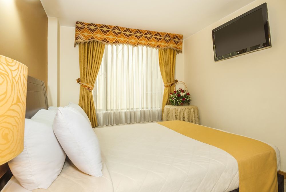 Apartahotel Bogota Gran Marquez, Apartaestudios Y Habitaciones מראה חיצוני תמונה